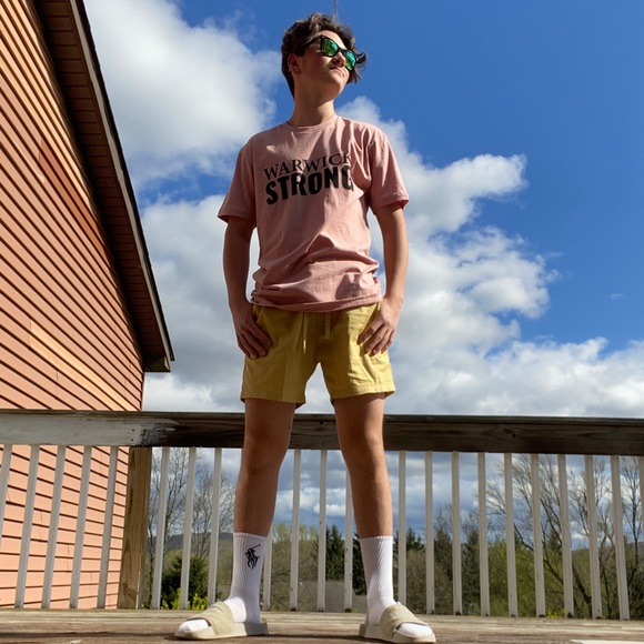 Meet your Posher - Picture 3 of 3